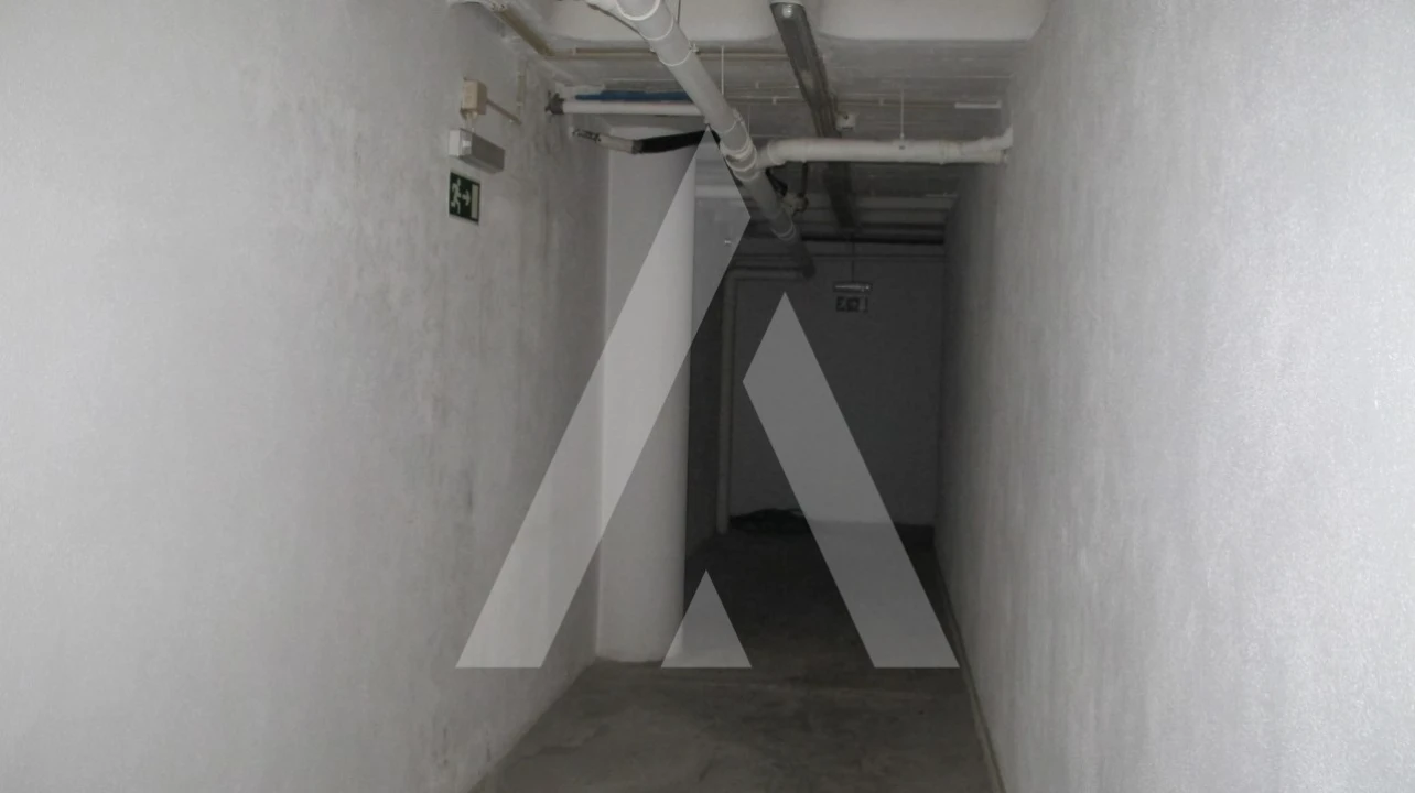 Armazém para Venda em Vialonga Foto 27