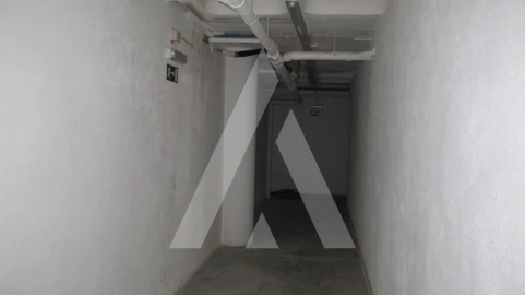 Armazém para Venda em Vialonga