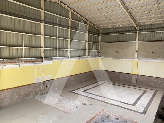 Armazém para Venda em Vialonga Foto 15