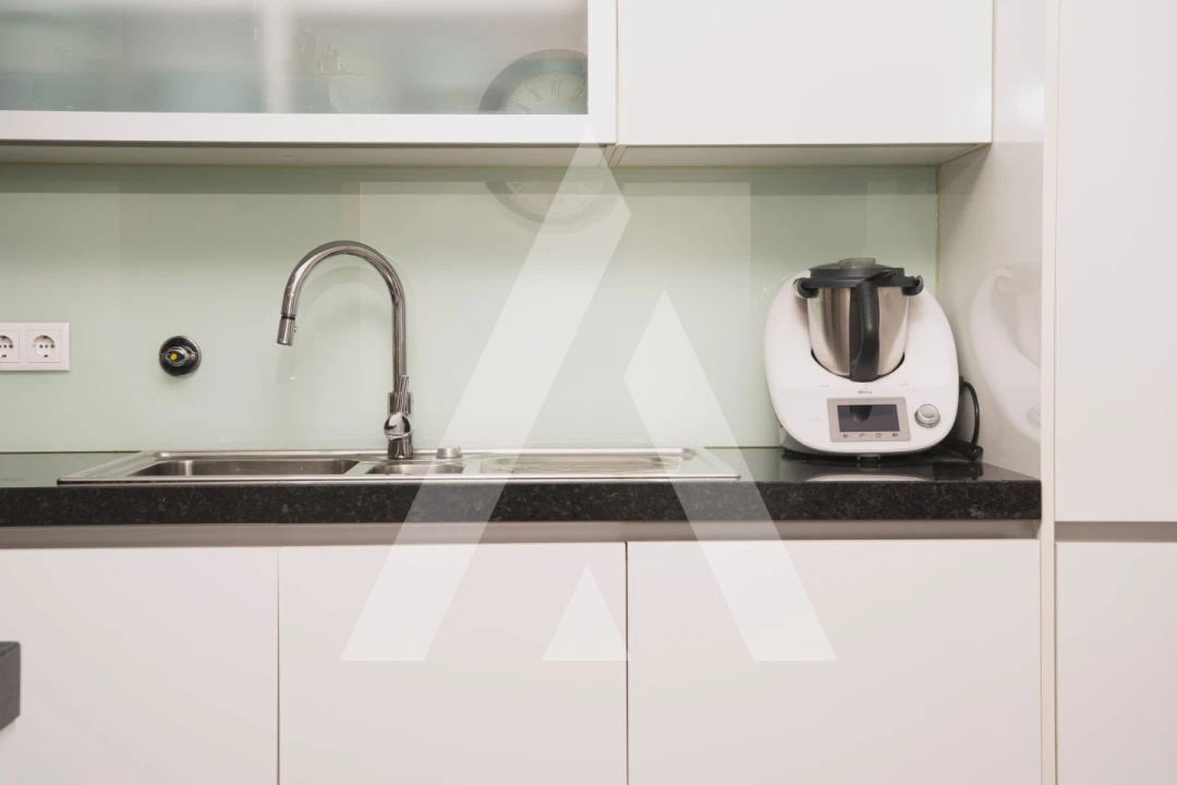 Moradia T5 para Venda em Santo Antonio dos Olivais Foto 22