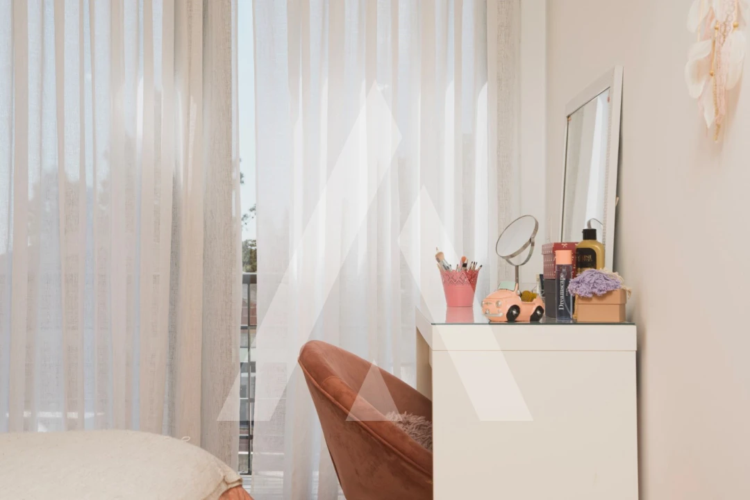 Moradia T5 para Venda em Santo Antonio dos Olivais Foto 44