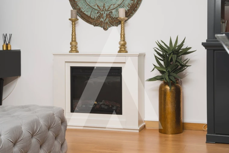 Moradia T5 para Venda em Santo Antonio dos Olivais Foto 7