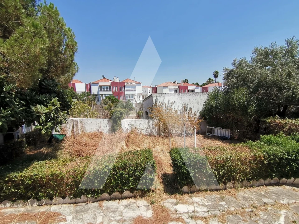 Moradia T4 para Venda em Loures Foto 41