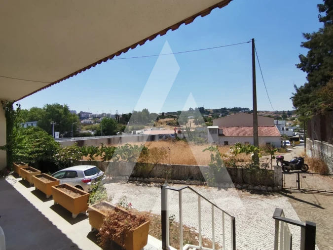 Moradia T4 para Venda em Loures Foto 3