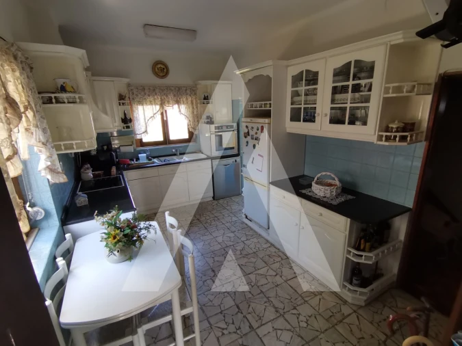 Moradia T4 para Venda em Loures Foto 27