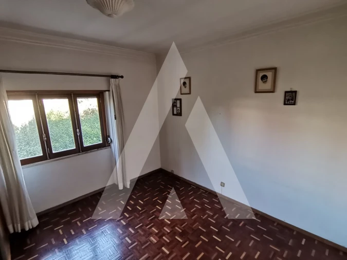 Moradia T4 para Venda em Loures Foto 29