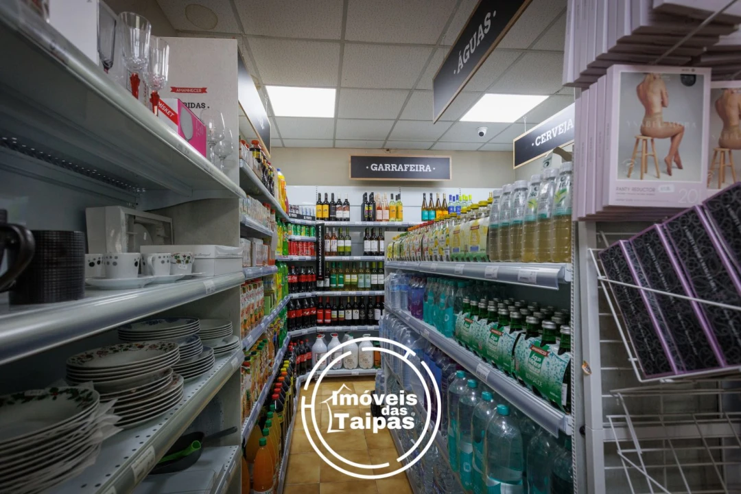 Loja para Trespasse em Barco Foto 7