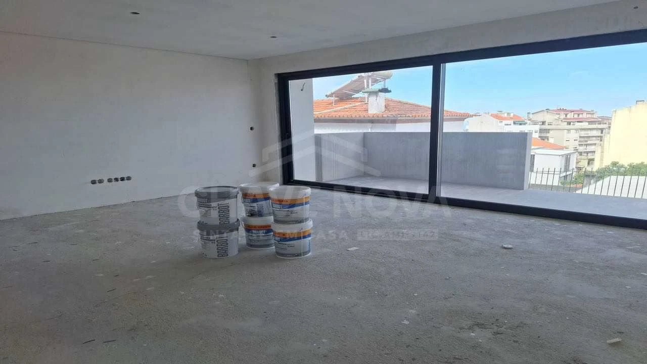 Apartamento T3 para Venda em Arcozelo Foto 20
