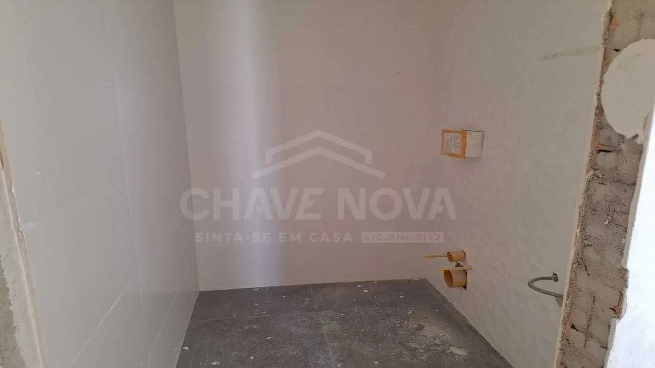 Apartamento T3 para Venda em Arcozelo Foto 21