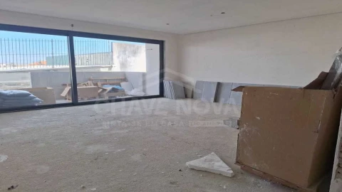 Apartamento T3 para Venda em Arcozelo