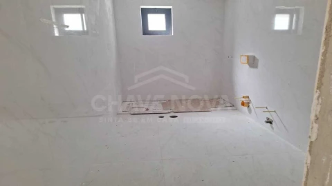 Apartamento T3 para Venda em Arcozelo