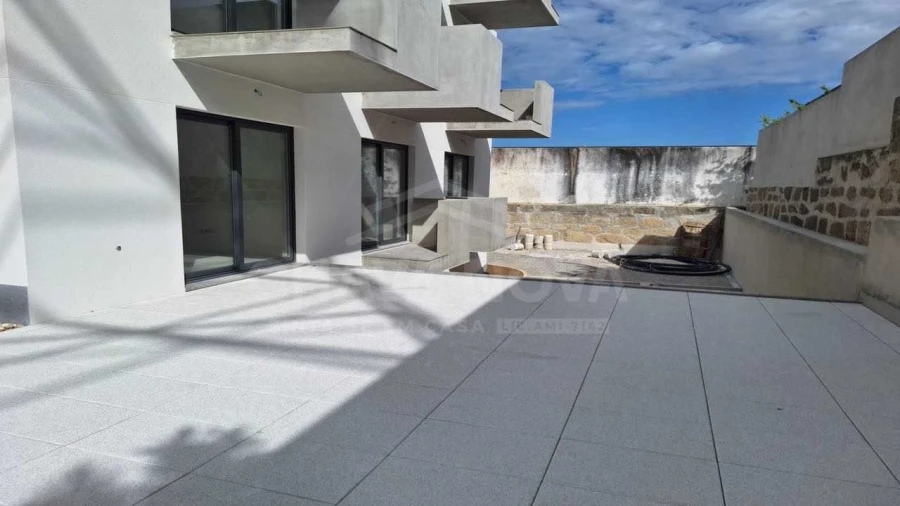 Apartamento T3 para Venda em Arcozelo Foto 12