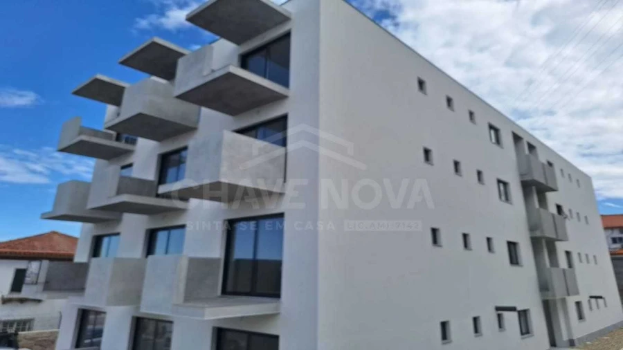 Apartamento T3 para Venda em Arcozelo Foto 25