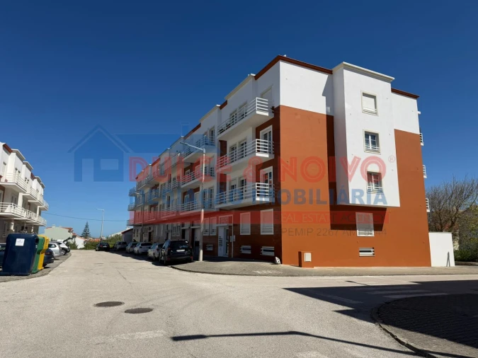 Apartamento T4 para Venda em Peniche Foto 2
