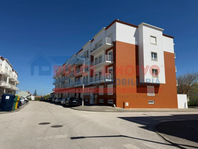 Apartamento T4 para Venda em Peniche Foto 11