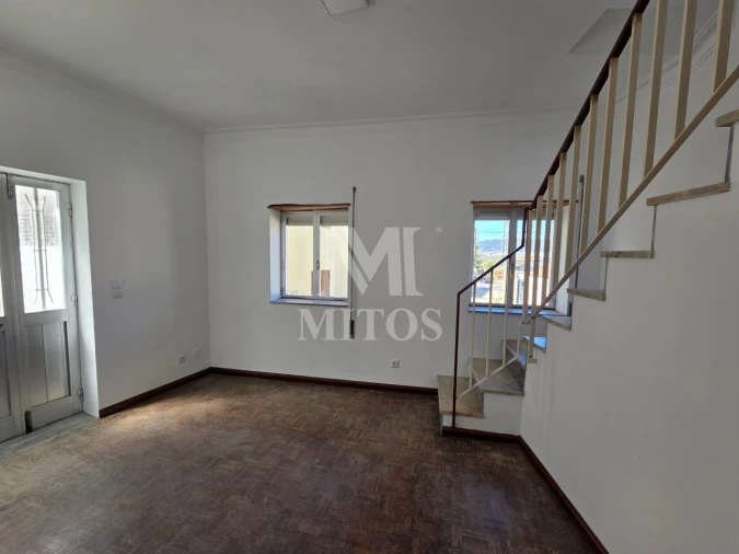 Moradia T2 para Venda em Darque Foto 5