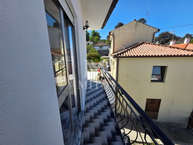 Moradia T2 para Venda em Darque Foto 9