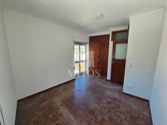 Moradia T2 para Venda em Darque Foto 10