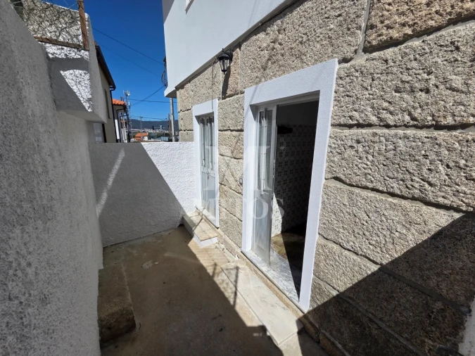 Moradia T2 para Venda em Darque Foto 13