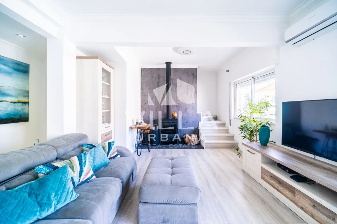 Apartamento T4 para Venda em Corroios Foto 17