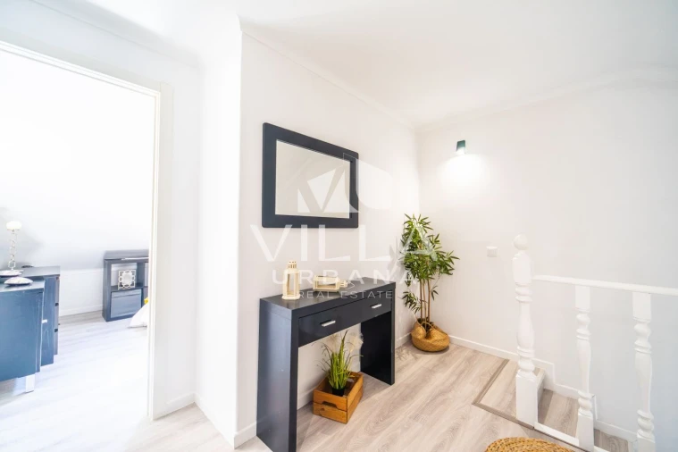 Apartamento T4 para Venda em Corroios Foto 31