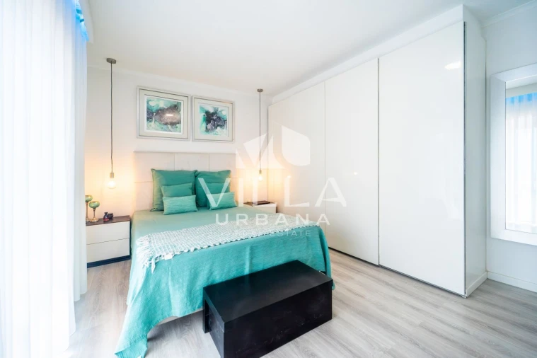 Apartamento T4 para Venda em Corroios Foto 6