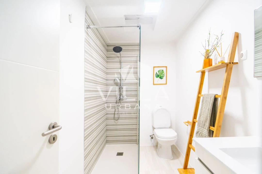 Apartamento T4 para Venda em Corroios Foto 27