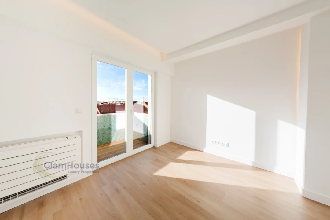 Apartamento T3 para Venda em Alvalade Foto 9