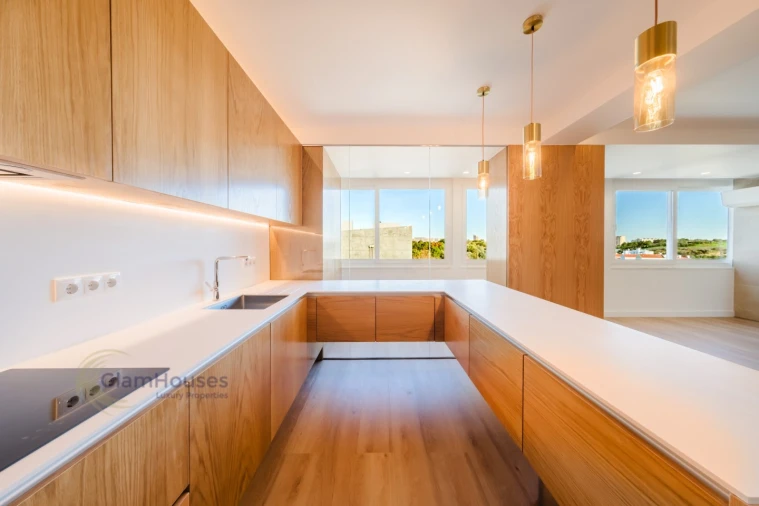 Apartamento T3 para Venda em Alvalade Foto 2