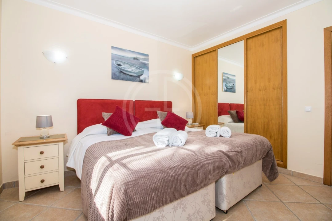 Moradia T4 para Arrendamento férias em Albufeira e Olhos de Água Foto 12