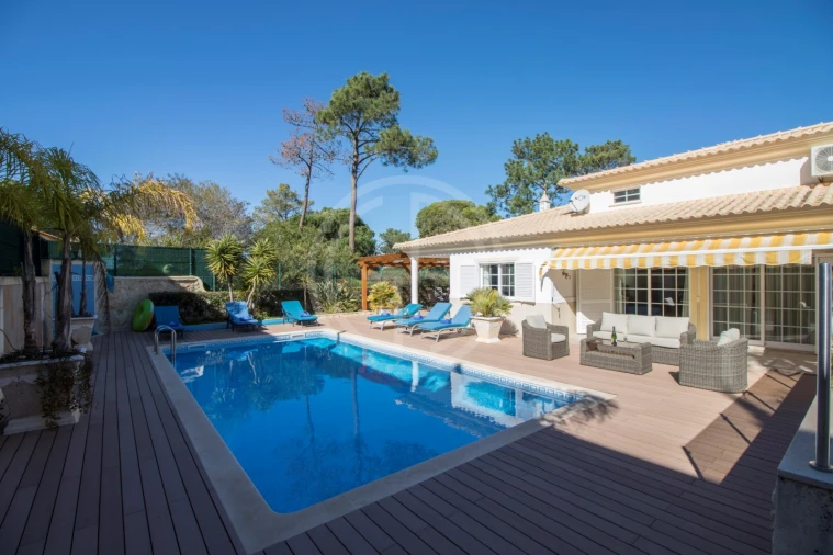 Moradia T4 para Arrendamento férias em Albufeira e Olhos de Água Foto 24