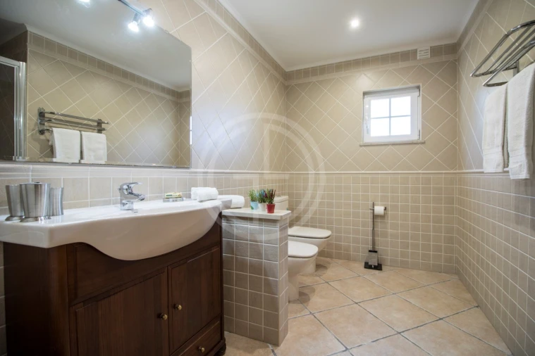 Moradia T4 para Arrendamento férias em Albufeira e Olhos de Água Foto 18