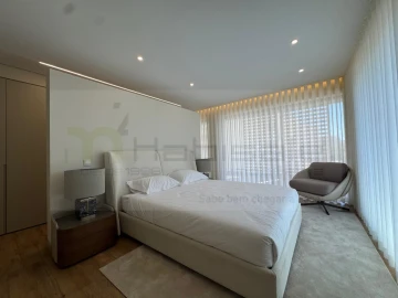 Apartamento T2 para Venda em Carcavelos e Parede