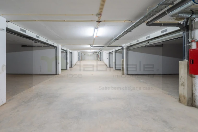 Apartamento T2 para Venda em Carcavelos e Parede Foto 24