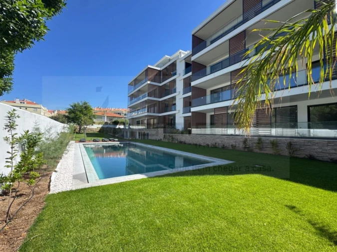 Apartamento T2 para Venda em Carcavelos e Parede Foto 27