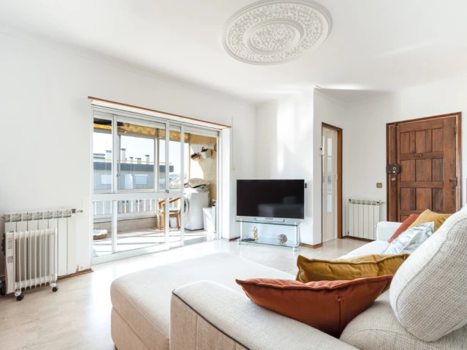 Apartamento T1 para Venda em Buarcos Foto 2