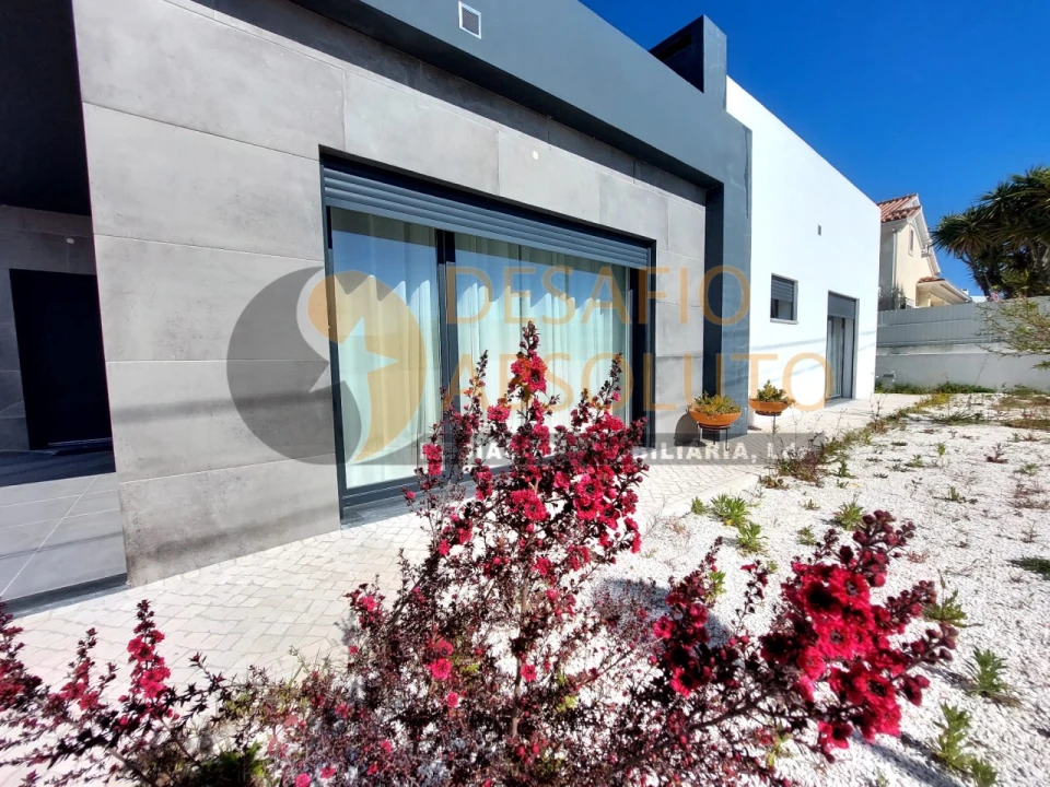 Moradia T3 para Venda em Azeitão (São Lourenço e São Simão) Foto 36