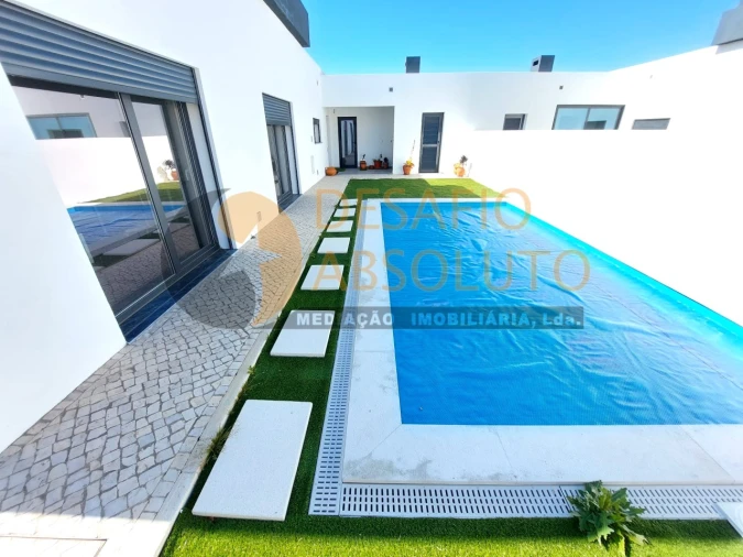 Moradia T3 para Venda em Azeitão (São Lourenço e São Simão) Foto 38