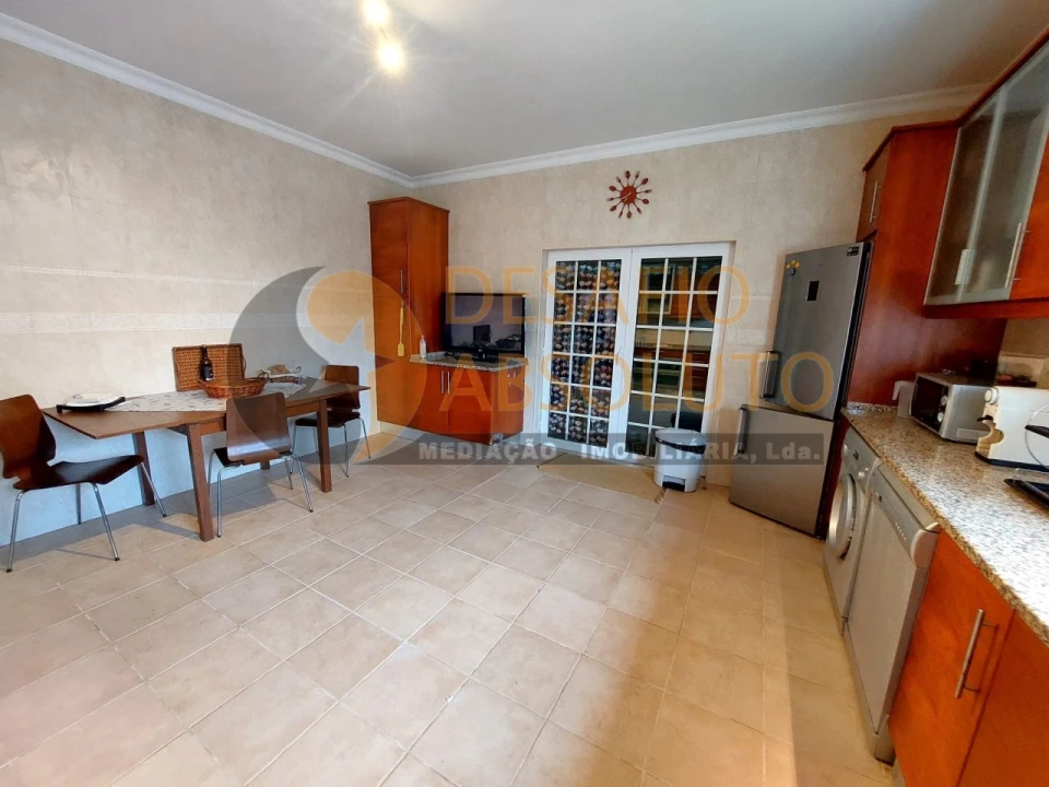 Moradia T2 para Venda em Quinta do Anjo Foto 10