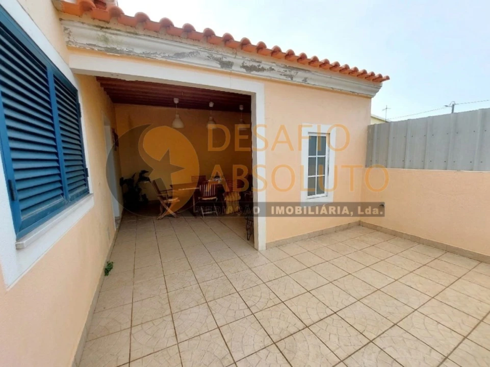 Moradia T2 para Venda em Quinta do Anjo Foto 18