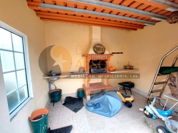 Moradia T2 para Venda em Quinta do Anjo