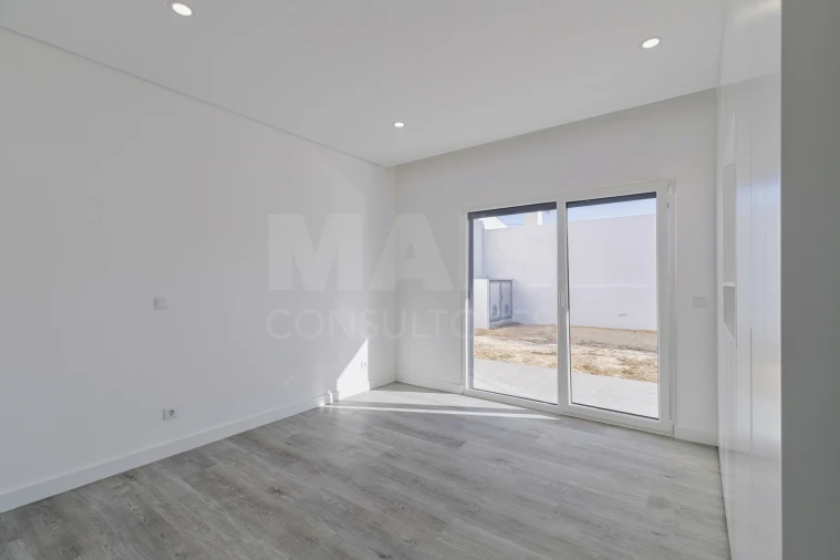 Moradia T3 para Venda em Palmela Foto 4