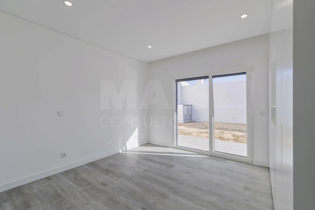 Moradia T3 para Venda em Palmela Foto 4