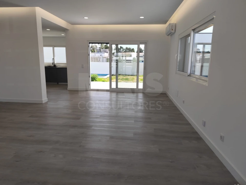 Moradia T3 para Venda em Palmela Foto 9