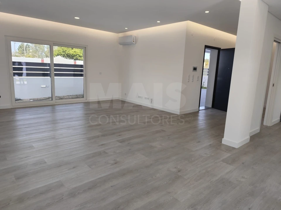 Moradia T3 para Venda em Palmela Foto 7