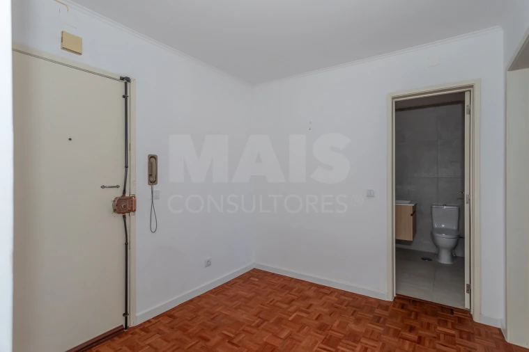 Apartamento T1 para Arrendamento em Costa da Caparica Foto 2