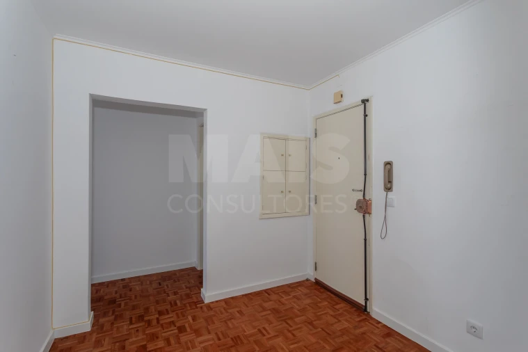 Apartamento T1 para Arrendamento em Costa da Caparica Foto 3