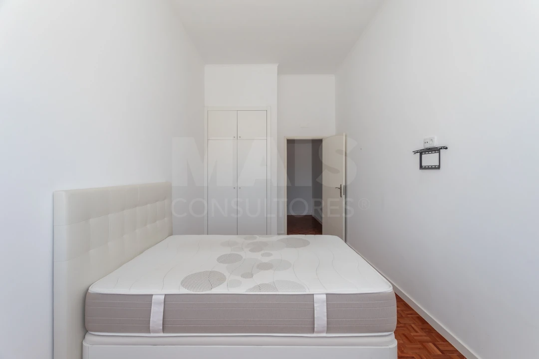 Apartamento T1 para Arrendamento em Costa da Caparica Foto 7