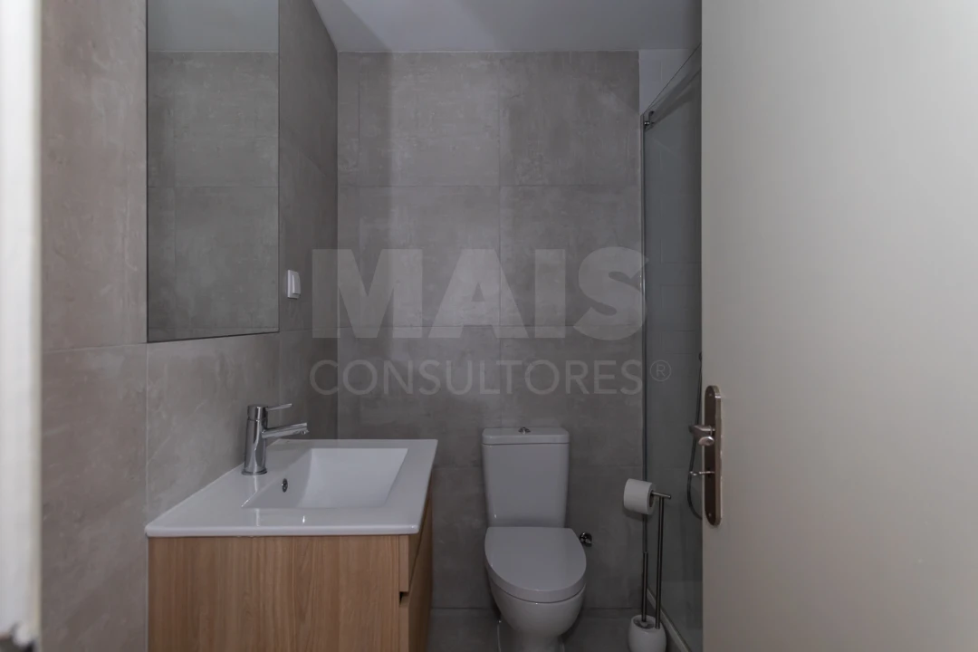 Apartamento T1 para Arrendamento em Costa da Caparica Foto 10