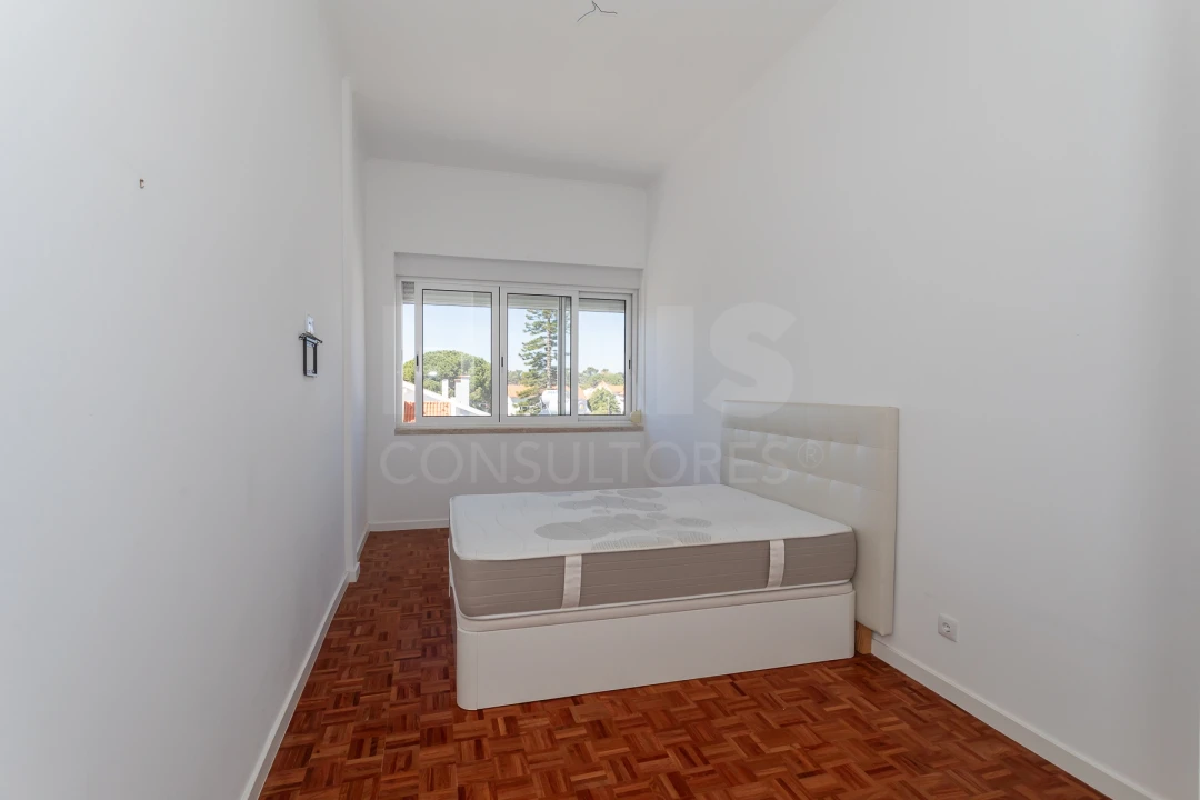 Apartamento T1 para Arrendamento em Costa da Caparica Foto 4